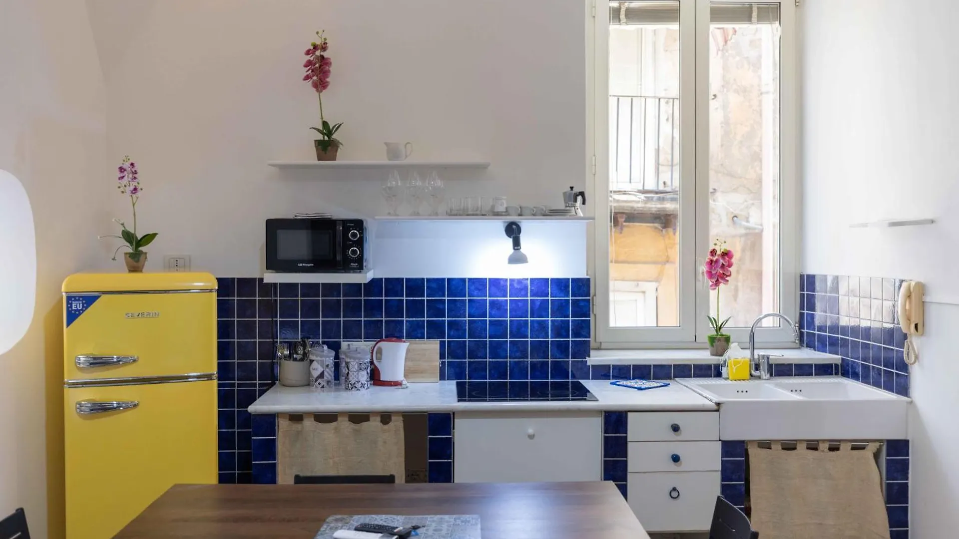 Napolidays Movida By Dimorra Apartment 0*, Naples Italy